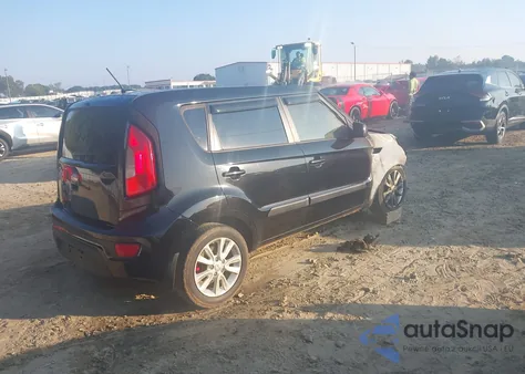 2013 Kia Soul z USA, uszkodzony, nr VIN KNDJT2A55D7774193